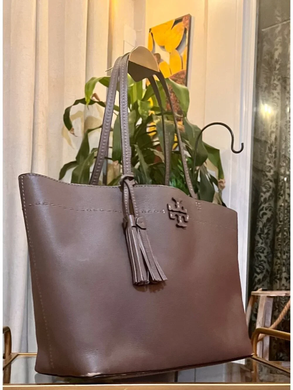 ✺ AUTHENTIC TORY BURCH TAUPE MCGRAW SHOULDER BAG